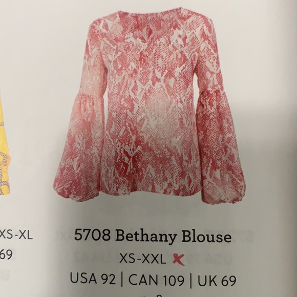 Cute lightly worn Bethany Blouse by Cabi - Picture 7 of 8